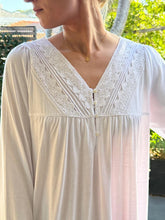 Load image into Gallery viewer, VIOLA NIGHTIE